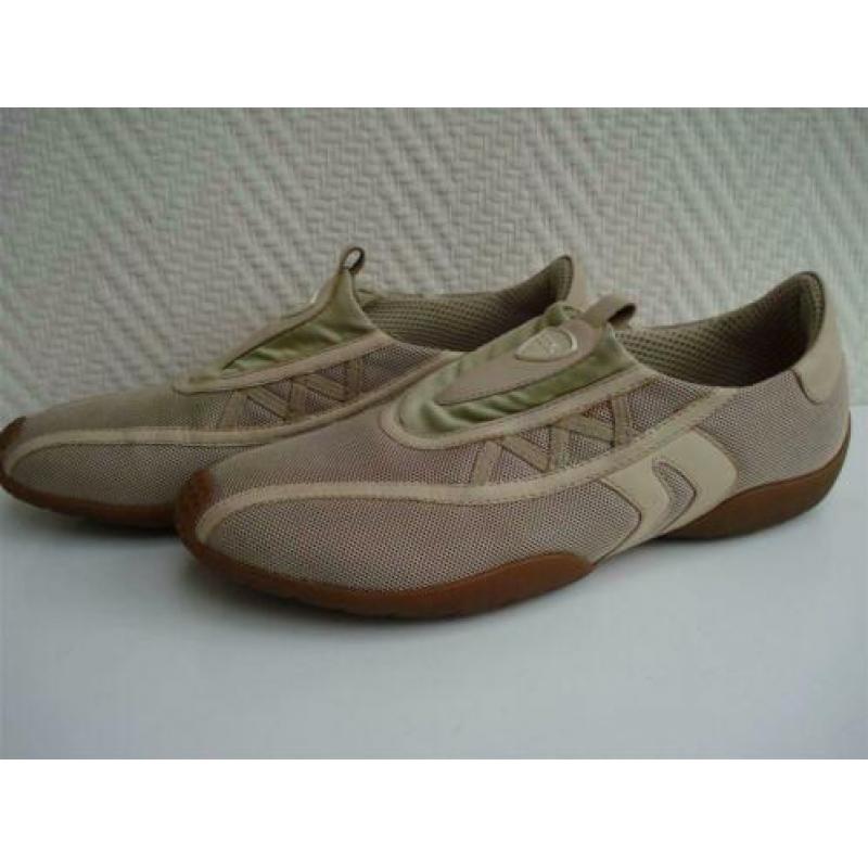 Geox instappers, beige, maat EU 38. Gratis verzending!