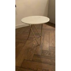 Sissy-boy marmeren bijzettafel
