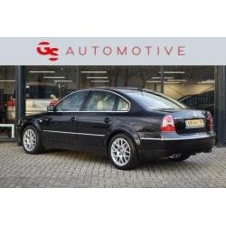 Volkswagen Passat 4.0 W8 4Motion 275PK 1e eig. met leer, nav