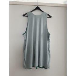 Champion t-shirt, grijs-groen. Maat XL.