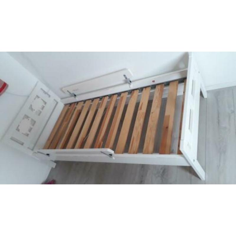 Ikea juniorbed Kritter (incl bijpassend beddengoed)