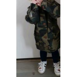 Blouse- jas legerprint groen meisjes camouflage maat 134