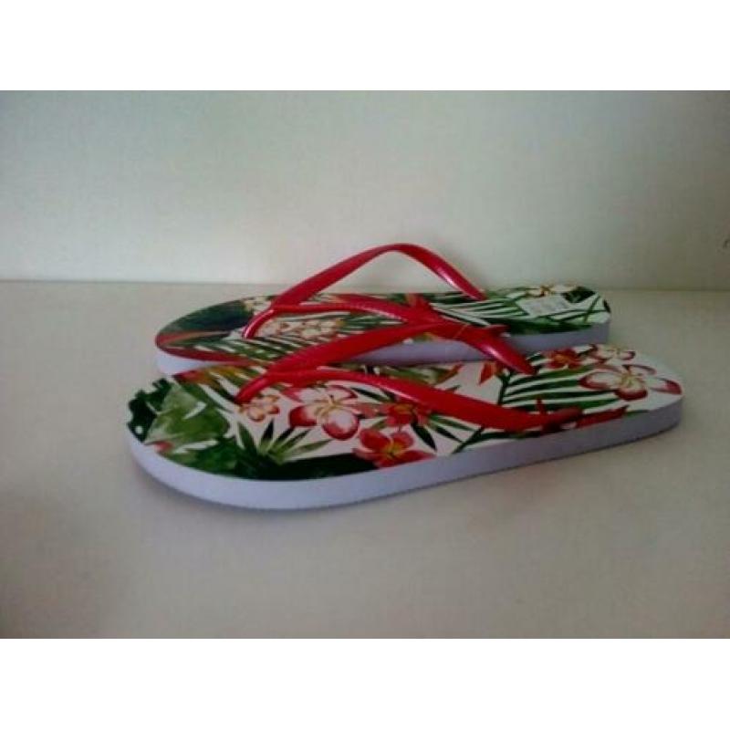 Slippers. Maat 37/38. Nieuw! Met prijskaartje