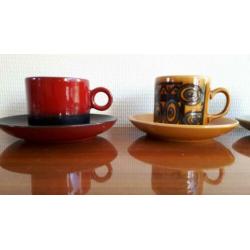 4 retro kop en schotels
