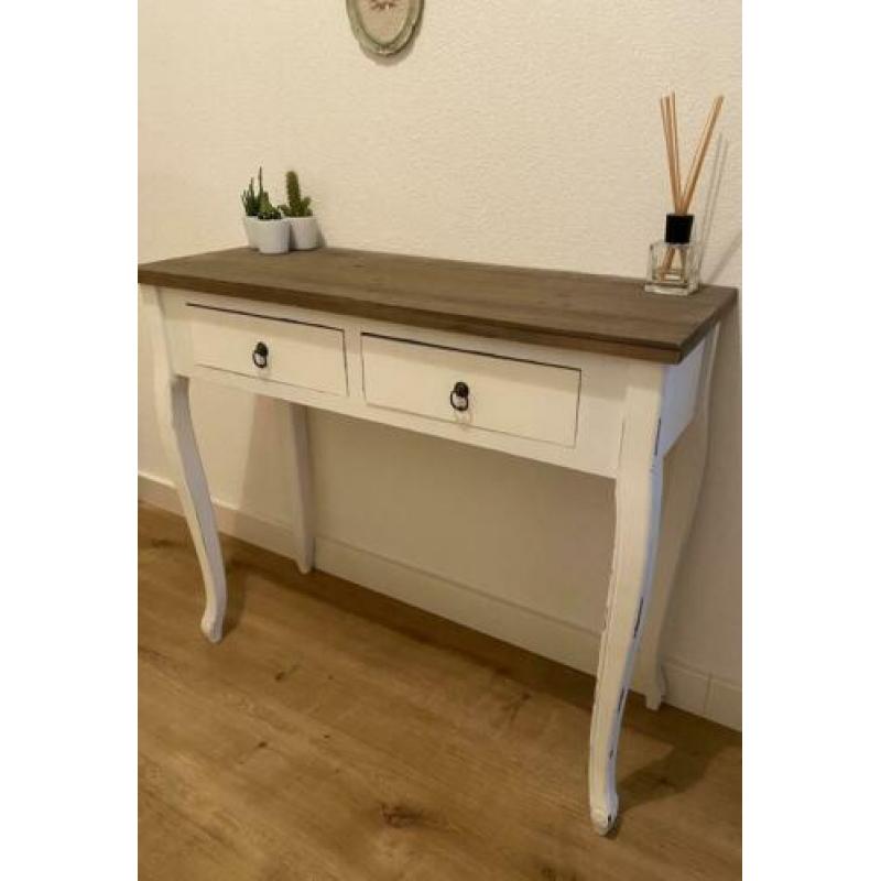Sidetable antiek/antic look