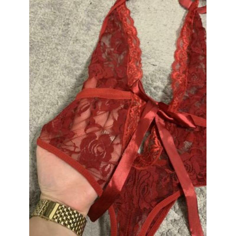 Nieuw sexy rode body maat S/M