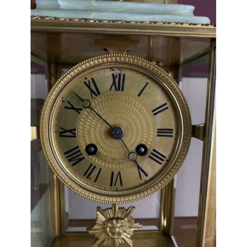 Antieke Franse empire pendule, eerste helft 19e eeuw.