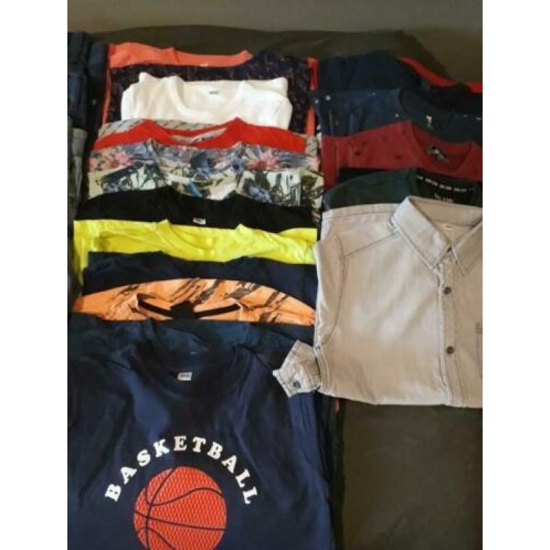 Jongens kleding maat 146-152