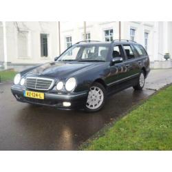 Mercedes-Benz E-klasse, 320 V6 COMBI 140.000 km ! (3x 320TE)