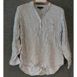 wit met grijs gestreepte blouse maat 40