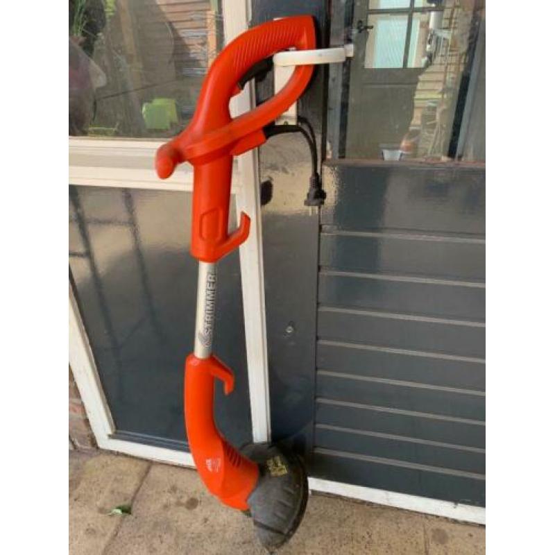 Elektrische grastrimmer / kantmaaier