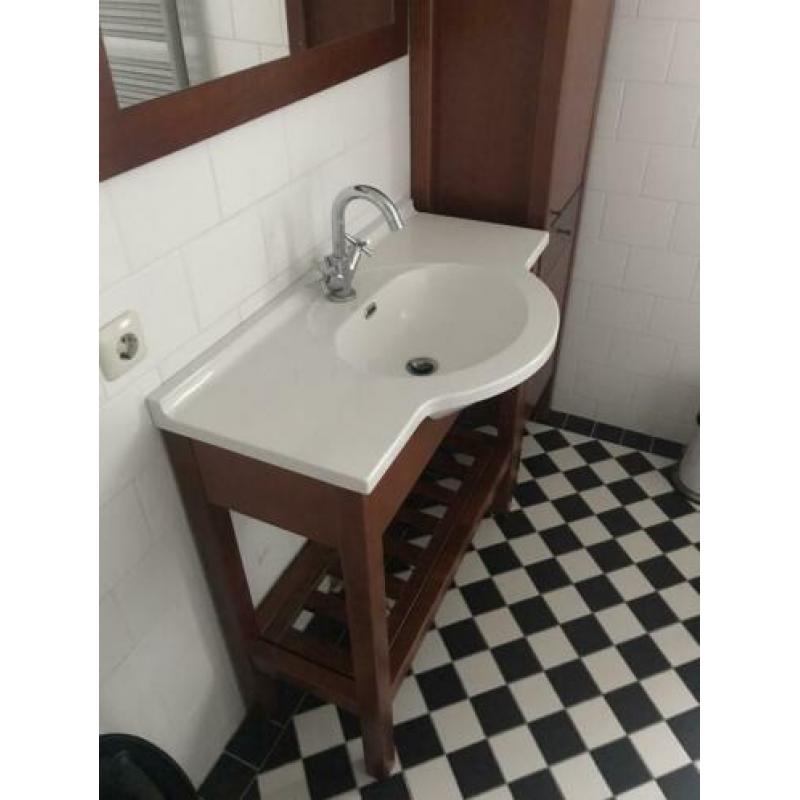 Kersenhouten Badmeubels