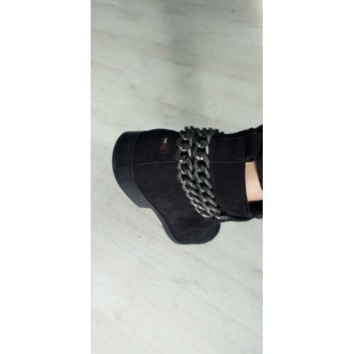 Tommy hilfiger leer schoenen