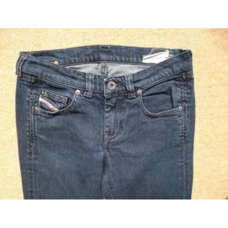 Diesel jeans maat W27