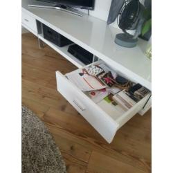 Mooi Tv-meubel, hoogglans wit
