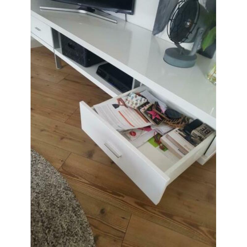 Mooi Tv-meubel, hoogglans wit