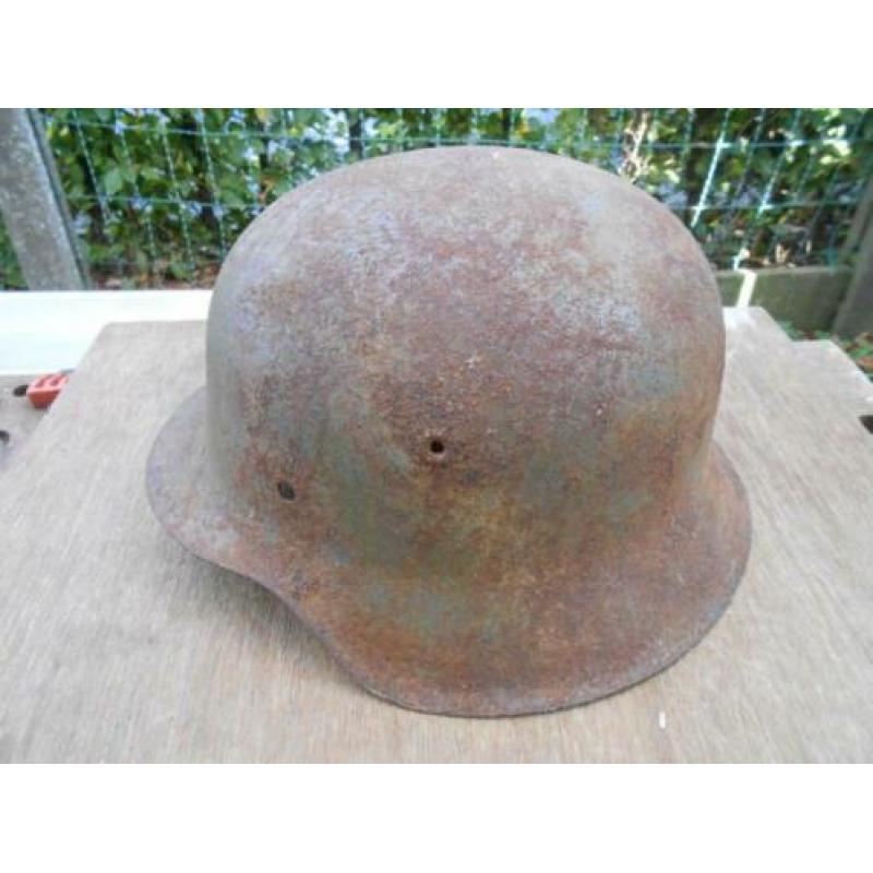 Duitse WO2 M42 Camo staalhelm,stalvondst.