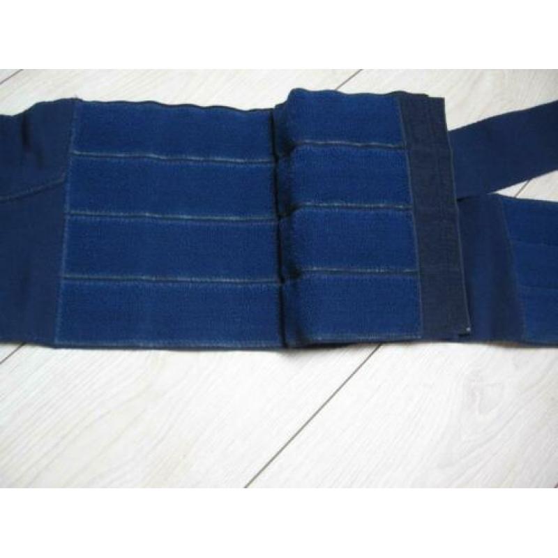 Stevige Ratys rug/buikbandage €10.00 Blauw M/L