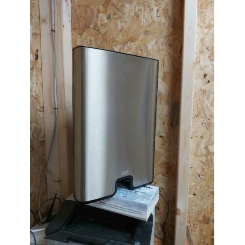 Tork H2 papier dispenser i-Vouw