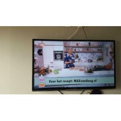philips Smart led-tv model 46pfl4208h/12 Full HD.