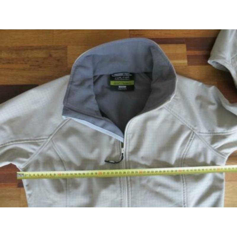Trespass Softshell jack / jas maat L / 40