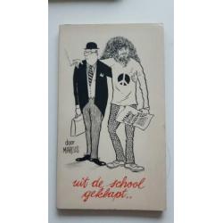 Uit de school geklapt. Door Marcus. Cartoons.