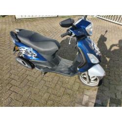 Piaggio Fly 45 Brom 4Takt Blauw 2011 750km!!