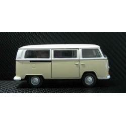 1:32 Creme/witte Volkswagen personenbus T 2 + doos