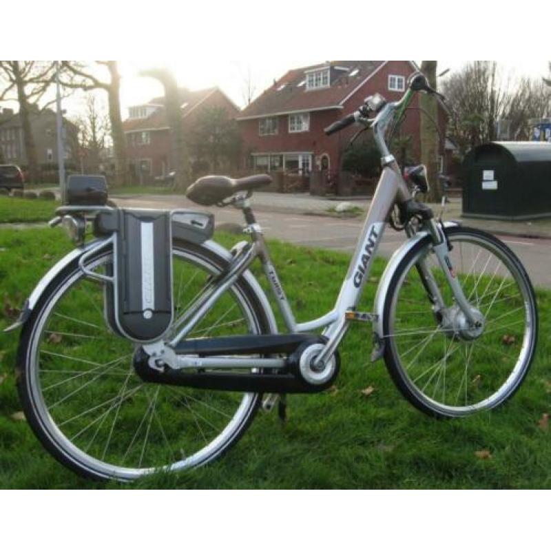 Giant Twist Go Double elektrische damesfiets 46 cm nexus 8 V