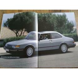 Saab 900 folder met 39 pagina's ! uit 1986