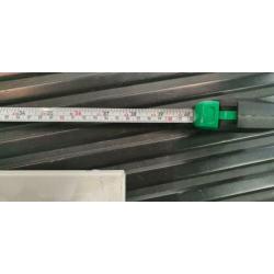 Tl balken met lamp en armaturen