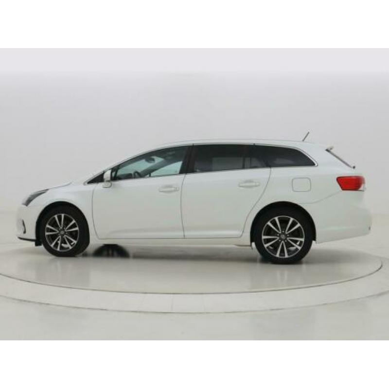 Toyota Avensis Wagon 1.8 VVTi Business Limited | Navigatie |