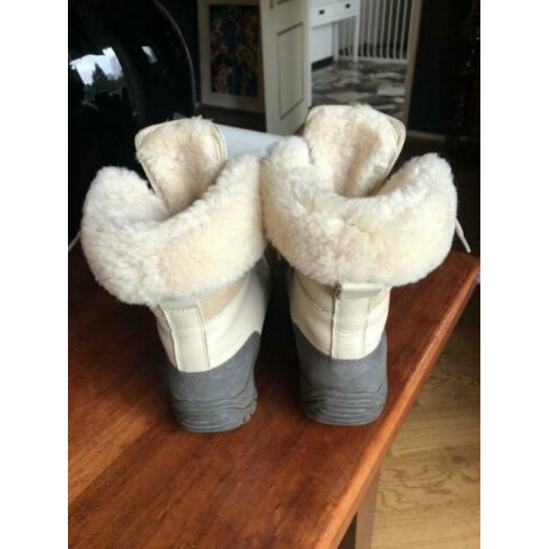 Ugg adirondack beige maat 38 zgn