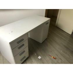 Bureau 145x77x60