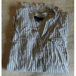 wit met grijs gestreepte blouse maat 40