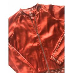Rood satijn vest/jasje We maat 152