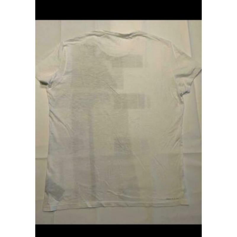 T-shirtjes IKKS maat XL €7/stuk