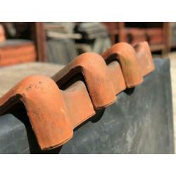 Mundimat dakmaterialen: Gebruikte hulpstukken rood/blauw...