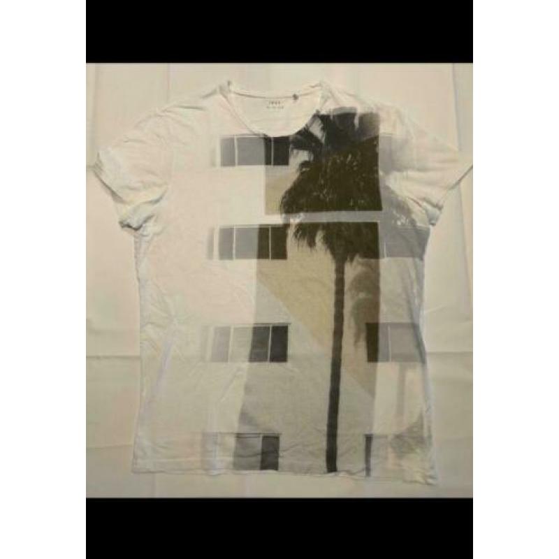 T-shirtjes IKKS maat XL €7/stuk