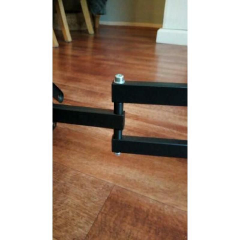 muurbeugel tot 55 inch en 30 kilo