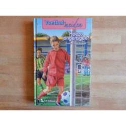 Henriette Kan Hemmink - Voetbalmeiden Hoezo jongensgek?