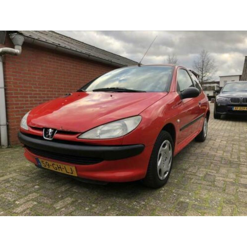 Peugeot 206 1.1 XR 3D 2000 Rood, lichte hagel, nieuwe APK