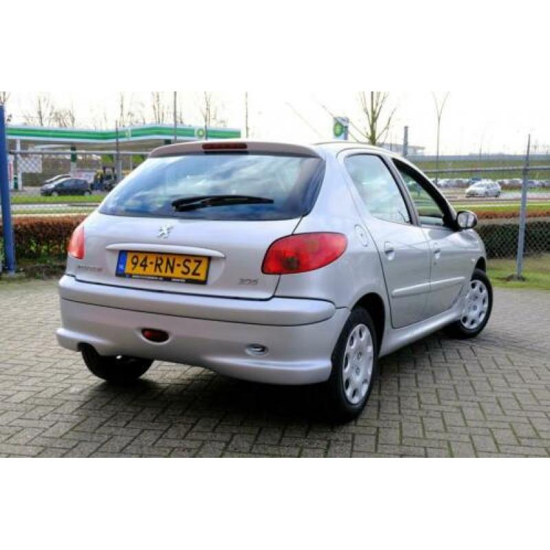 Peugeot 206 1.4 Air-line 2 5-Deurs Airco