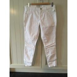 Only witte spijkerbroek met ritsjes op t enkel mt 31/32