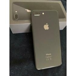iPhone 8 Plus 64 GB zwart