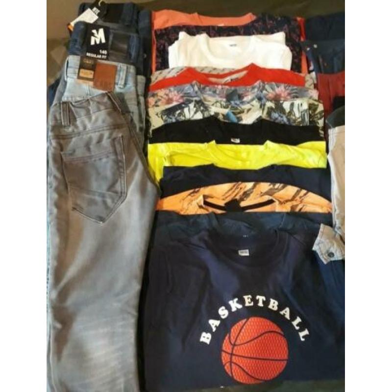 Jongens kleding maat 146-152