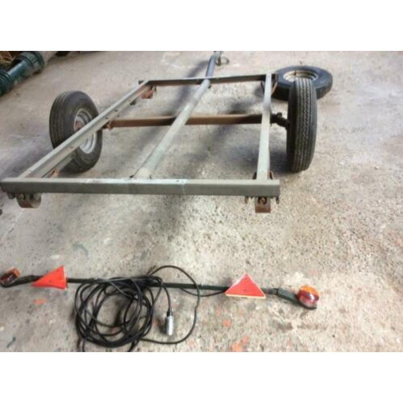Torsieas/ aanhangwagen