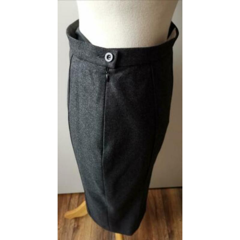 Escada rok maat 40