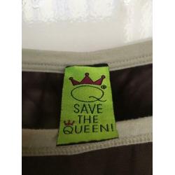 Save the queen top maat s