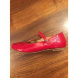 Rode lakschoenen maat 35